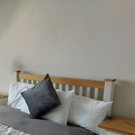 Apartamento Cathedral Court Ennis Exterior foto