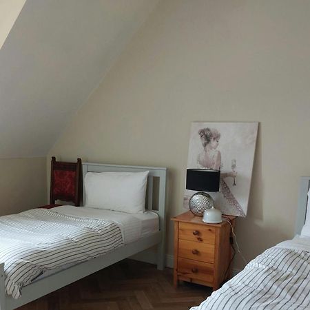 Apartamento Cathedral Court Ennis Exterior foto