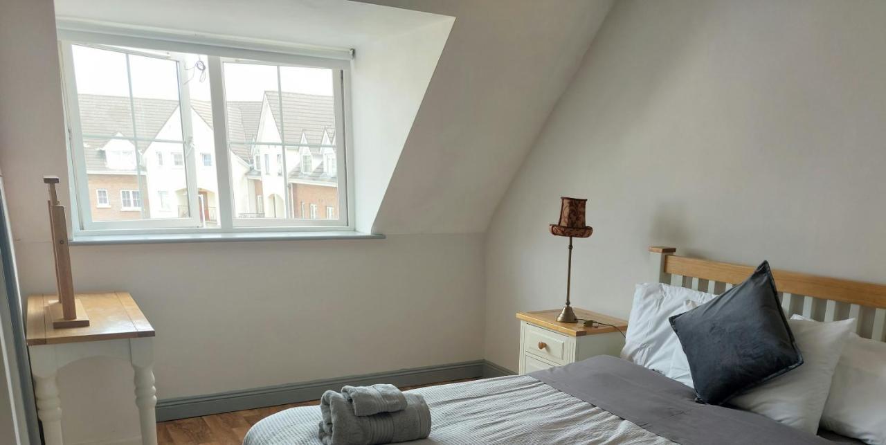 Apartamento Cathedral Court Ennis Exterior foto
